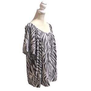 C.D. Daniels Top